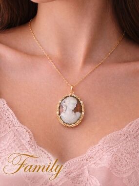 KAREN - DEPARTMENT STORE NECKLACE ALL NAME BRANDED